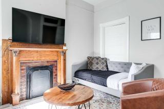 Spacious Historic Fan Home 4 Parking Near VCU - 3