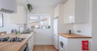 Stylish & Homely 1BD Flat - Walthamstow! - 8