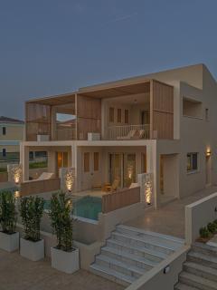 Kiva Luxury Suites Villas - 8
