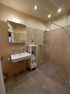 3BR, 5 Beds, Sofa 2P, 5min U4,U6 Schönbrunn - 6