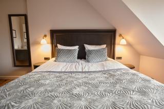 Ascot Hotel - 7