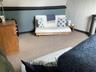 Moreton High Street - Sleeps 10, with private garden - 1