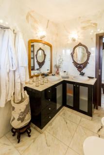 Guest H4U Villa Garden & Pool - 3