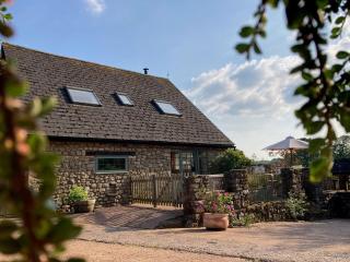 4 Bed in Sheldon 41045 - 0