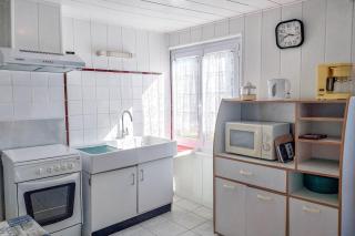Les Volets Bleus Cottage - 5