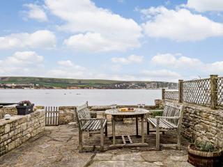 3 Bed in Swanage IC111 - 2