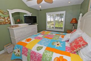 Enjoy beautiful gulf front views from this two bedroom on Captiva - 2