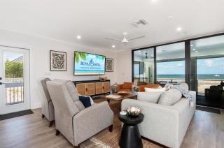 Renovated Captiva Beach House - South Seas Beach House 16 - 0