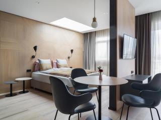Hotel Lotus - 9