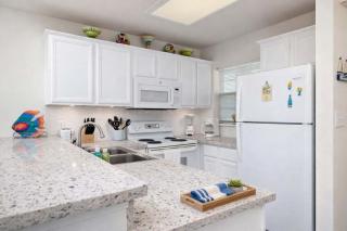 Stylish Design Pool Near Beach BBQ Grill - 9