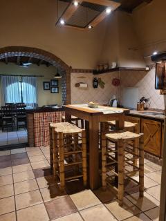 Excellent country house in a private neighborhood for 10 - 5