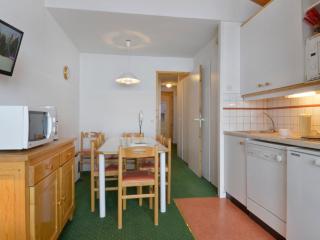 Appartement skis aux pieds, balcon, 6 personnes - FR-1-181-2296 - 2