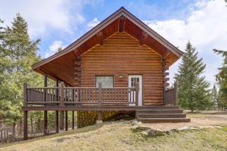 Wild Adventures in Eureka! Amish-Crafted Cabin - 5