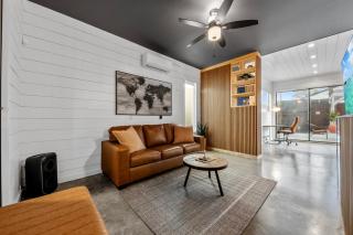 Luxury Spa House Hot Tub, Sauna & Mini Golf - 5