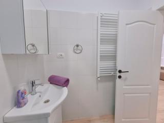 Central Comfort Suites - Geo11 - 1