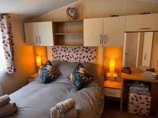 Pebblebank Luxury Caravan - With Stunnig Sea Views - 8