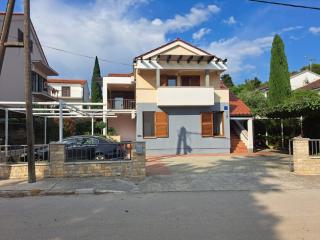Be-Bu-Mar Apartments - 3