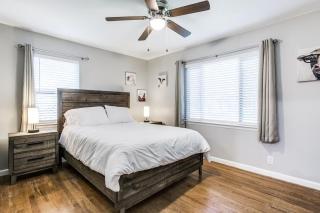 4BR with Pool, Golf, Game Room, Near Stadium and DFW Airport - 1