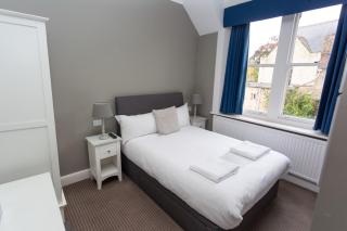 The White Hart Inn - 1