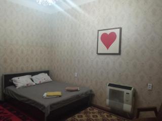 room with a mountain view - 0