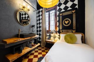 Abalú Collection Hotel Life Gran Via - 1