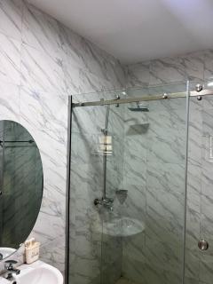 Executive 2-Bedroom Apartment - 7