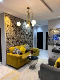 Executive 2-Bedroom Apartment - 5