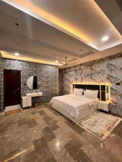 Royal Comfort - 5