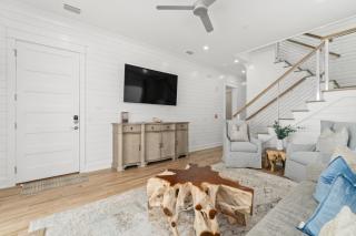 LUX Family Teddy's Heaven - Beachfront - 6 Seater LSV - Pool-Hottub - 3