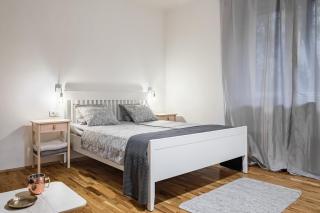 Bačvice Beach Grand Apartment - 9