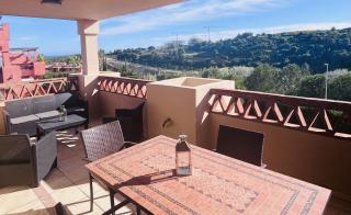 2143-Lovely 2 bedrooms newly furnished - 3