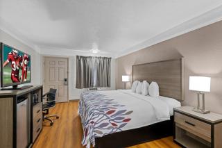 Red Roof Inn Ardmore - 9