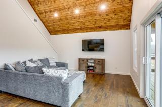 Float the Current! Riverfront Ozark Home with Deck - 6