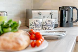 3 Bed in Padstow oc-d33649 - 1