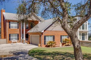 Amazing Waterfront Views & Sauna: Canyon Lake Home - 9