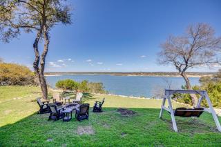 Amazing Waterfront Views & Sauna: Canyon Lake Home - 0