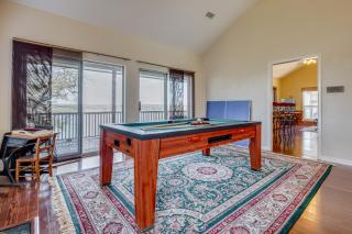 Amazing Waterfront Views & Sauna: Canyon Lake Home - 3