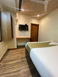 GHotel Nand- Patna Railway Stn - 7