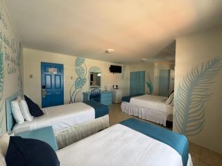 Seaview Beach Hotel - 4