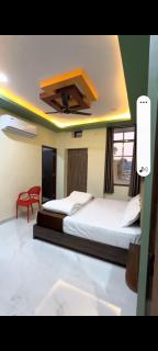 Hotel kanha Royal Inn - 1