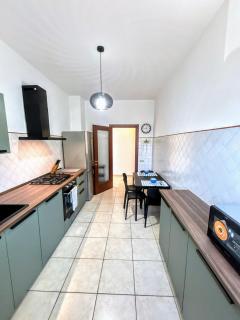 Bright Apartment Marina di Carrara - Free Parking - 0