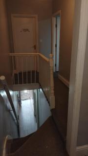 Central 4 Bed Home in Eastleigh! - 7