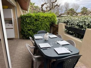 Appartement 2 pièces accès direct plage, animaux acceptés, parking - FR-1-387-193 - 0