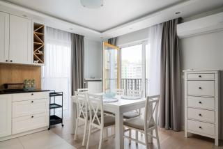 Bielany Spacious Apartment by BookingHost - 7