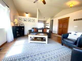 Cozy Home minutes from Montana activities - 9