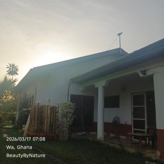 Beauty by Nature Family Garden Retreat with STARLINK - 9