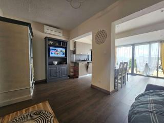 T2 rénové avec jardin et parking à Balaruc-les-Bains - FR-1-553-310 - 4