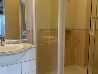 Studio de charme avec parking privatif, climatisation, Wi-Fi et loggia fermée à Balaruc-les-Bains - FR-1-553-96 - 3