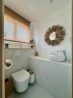 Villa Design avec Piscine , Jacuzzi , Clim et Piano - 8