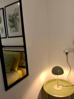 Lake Como PORTO VECCHIO - Charming Lakefront Apartment in the Heart of Domaso - 9